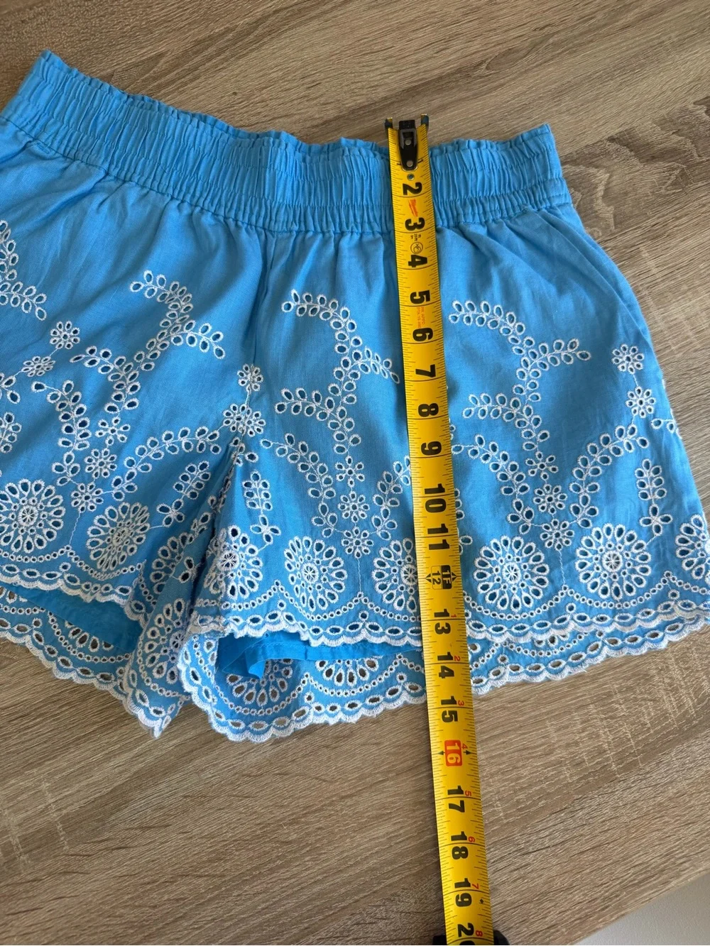 J Crew Blue/White Floral Eyelet Embroidered Pull-On Shorts Size Small